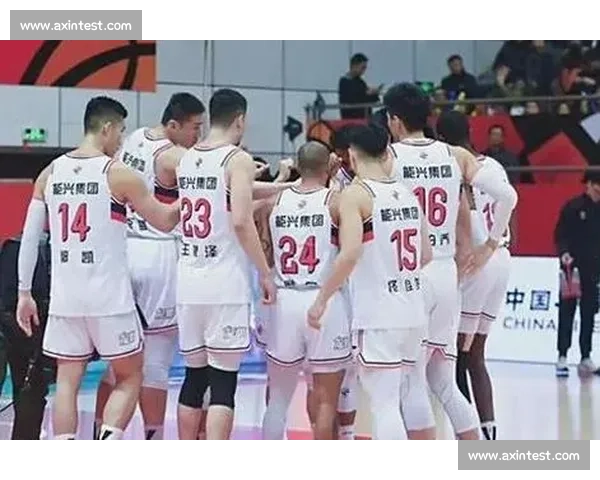 从CBA比赛录像解析战术演变与球员临场决策细节观察全面研究报告