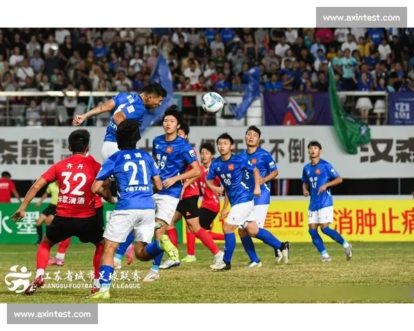 昨日激烈赛场争锋,各队全力拼搏展现精彩瞬间 昨日激烈赛场争锋,各队全力拼搏展现精彩瞬间