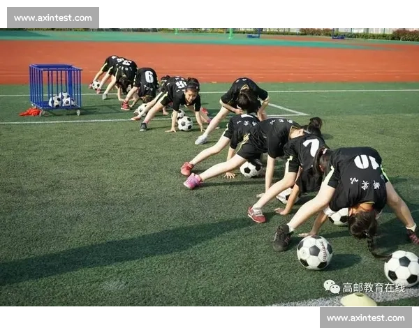 女子足球赛精彩纷呈 激发团队精神与竞技热情的新篇章 - 副本 - 副本